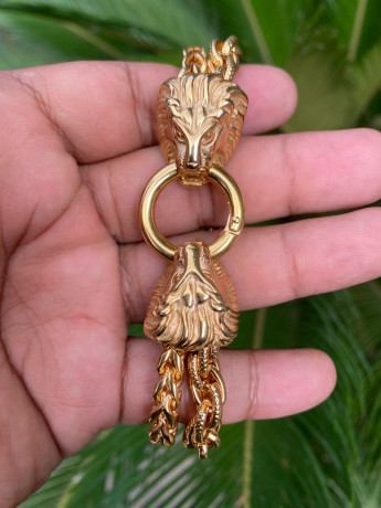 Luxurious Lion Bracelet 18 Karat Dubai Gold Polished