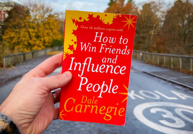 how-to-win-friends-and-influence-people-by-dale-carnegie-big-0