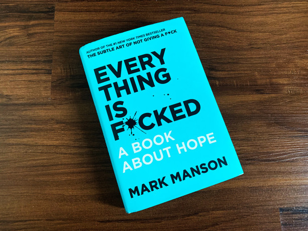 everything-is-fked-by-mark-manson-big-0